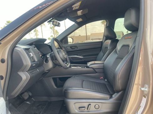 Certified 2024 Nissan Pathfinder Rock Creek AWD/4WD image 9