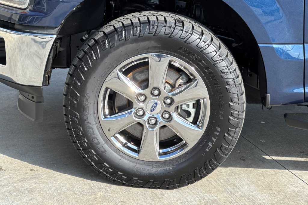 Used 2020 Ford F150 XLT w/ Equipment Group 302A Luxury AWD/4WD image 29