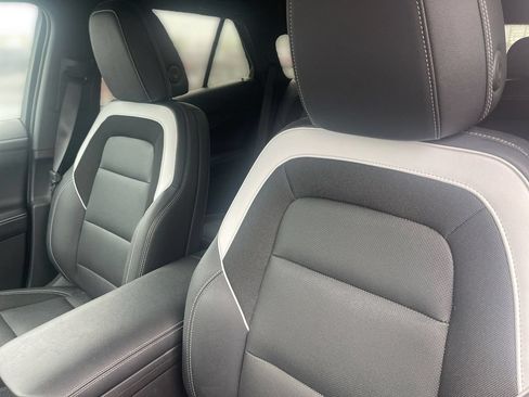 Used 2024 Chevrolet Blazer EV LT AWD/4WD image 4