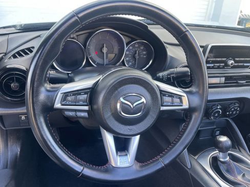 Used 2016 MAZDA MX-5 Miata Sport image 15