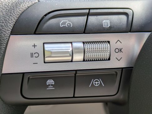 New 2026 Hyundai Tucson SEL FWD image 25