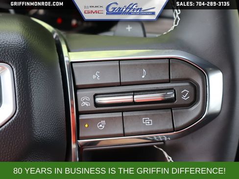 New 2026 GMC Acadia Denali w/ Super Cruise Package FWD image 18