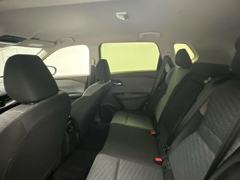 Certified 2023 Nissan Rogue SV AWD/4WD image 10