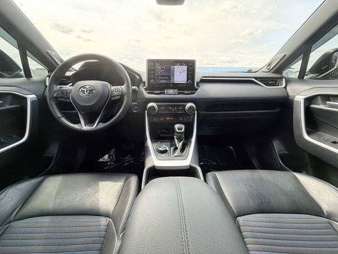 Used 2021 Toyota RAV4 XSE AWD/4WD image 12