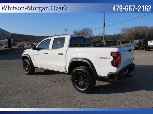 Used 2025 Chevrolet Colorado Trail Boss image 10