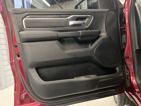 Used 2019 RAM 1500 Big Horn image 11