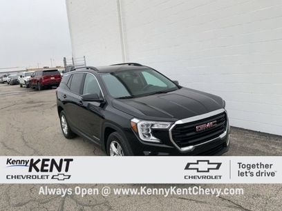 Used 2022 GMC Terrain SLE w/ Driver Convenience Package