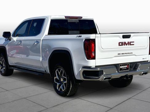 Used 2024 GMC Sierra 1500 SLT image 11