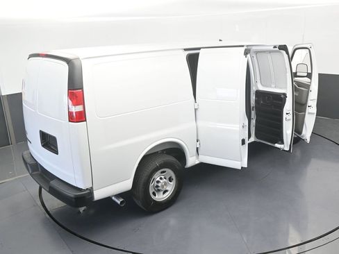 New 2025 Chevrolet Express 2500 w/ Driver Convenience Package image 64