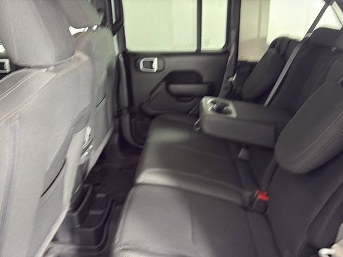 Used 2023 Jeep Wrangler Unlimited w/ Cold Weather Group AWD/4WD image 24