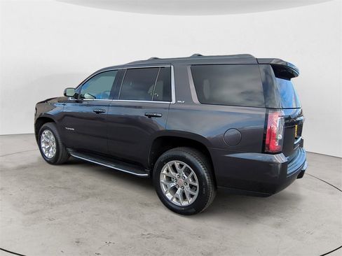 Used 2017 GMC Yukon SLT w/ Open Road Package image 3