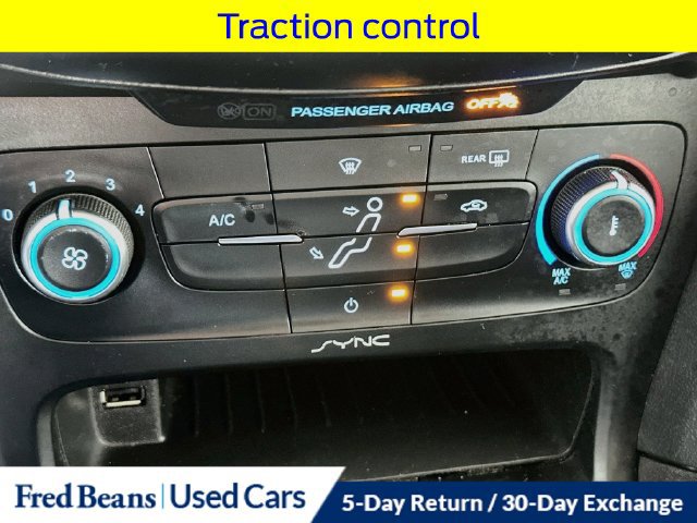 Used 2016 Ford Focus SE w/ SE Power Seat Package FWD image 19