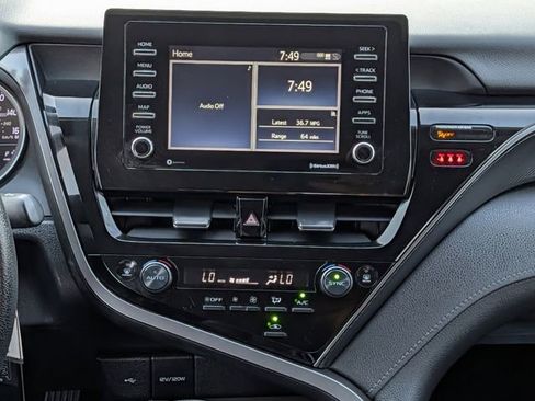 Used 2022 Toyota Camry LE FWD image 15