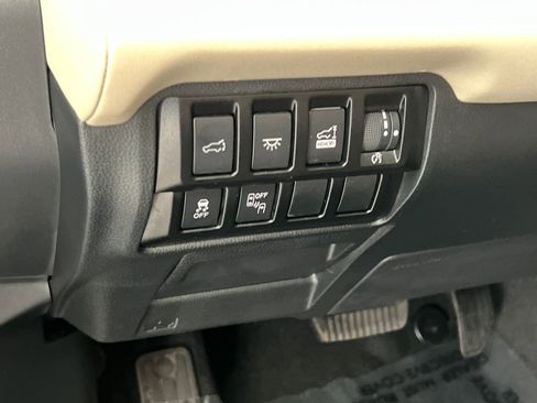 Certified 2022 Subaru Ascent Touring image 30