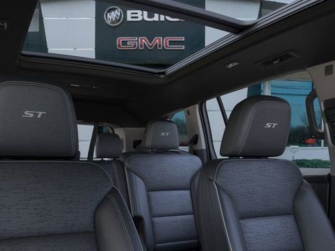 New 2026 Buick Enclave Sport Touring w/ Power Package image 25