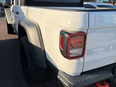 Used 2023 Jeep Gladiator Mojave w/ Trailer Tow Package AWD/4WD image 8