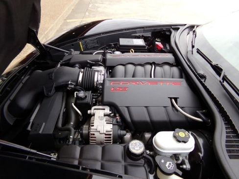 Used 2010 Chevrolet Corvette Grand Sport w/ Preferred Equipment Group image 12