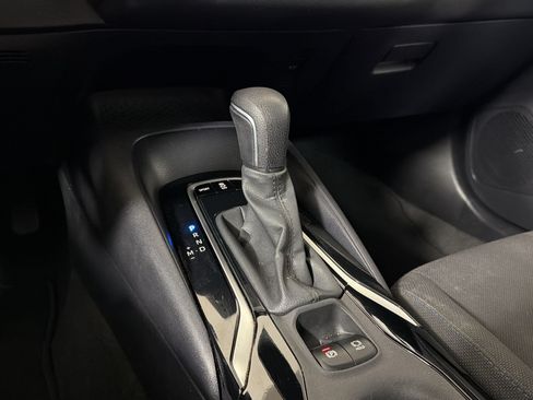 Used 2022 Toyota Corolla SE FWD image 16