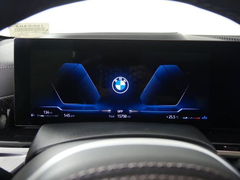 Used 2024 BMW X6 xDrive40i w/ Executive Package AWD/4WD image 18