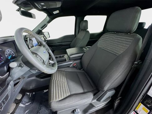 Used 2021 Ford F150 XL w/ STX Appearance Package RWD image 12