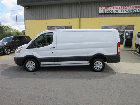 Used 2018 Ford Transit 250 130 Low Roof w/ Exterior Upgrade Package image 2