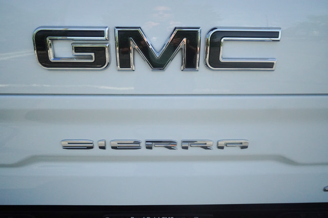 Used 2023 GMC Sierra 1500 AT4X AWD/4WD image 41