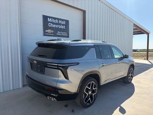 New 2026 Chevrolet Traverse High Country FWD image 5