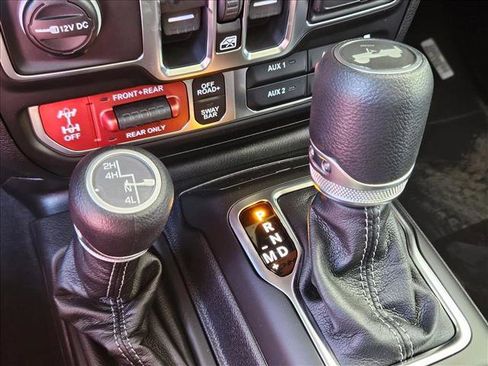 New 2026 Jeep Wrangler Unlimited Rubicon AWD/4WD image 12