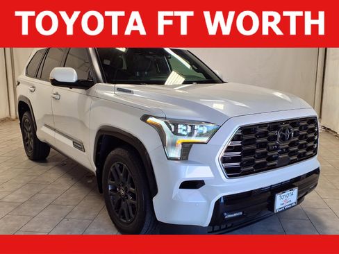Used 2025 Toyota Sequoia Platinum AWD/4WD image 1