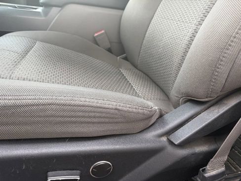 Used 2019 Ford F350 XLT w/ XLT Premium Package image 16