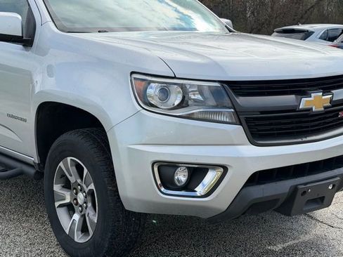 Used 2015 Chevrolet Colorado Z71 AWD/4WD image 2