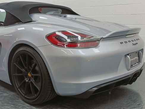 Used 2016 Porsche Boxster Spyder RWD image 49