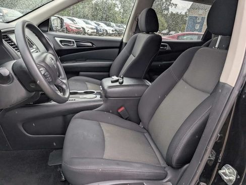 Used 2019 Nissan Pathfinder S FWD image 21