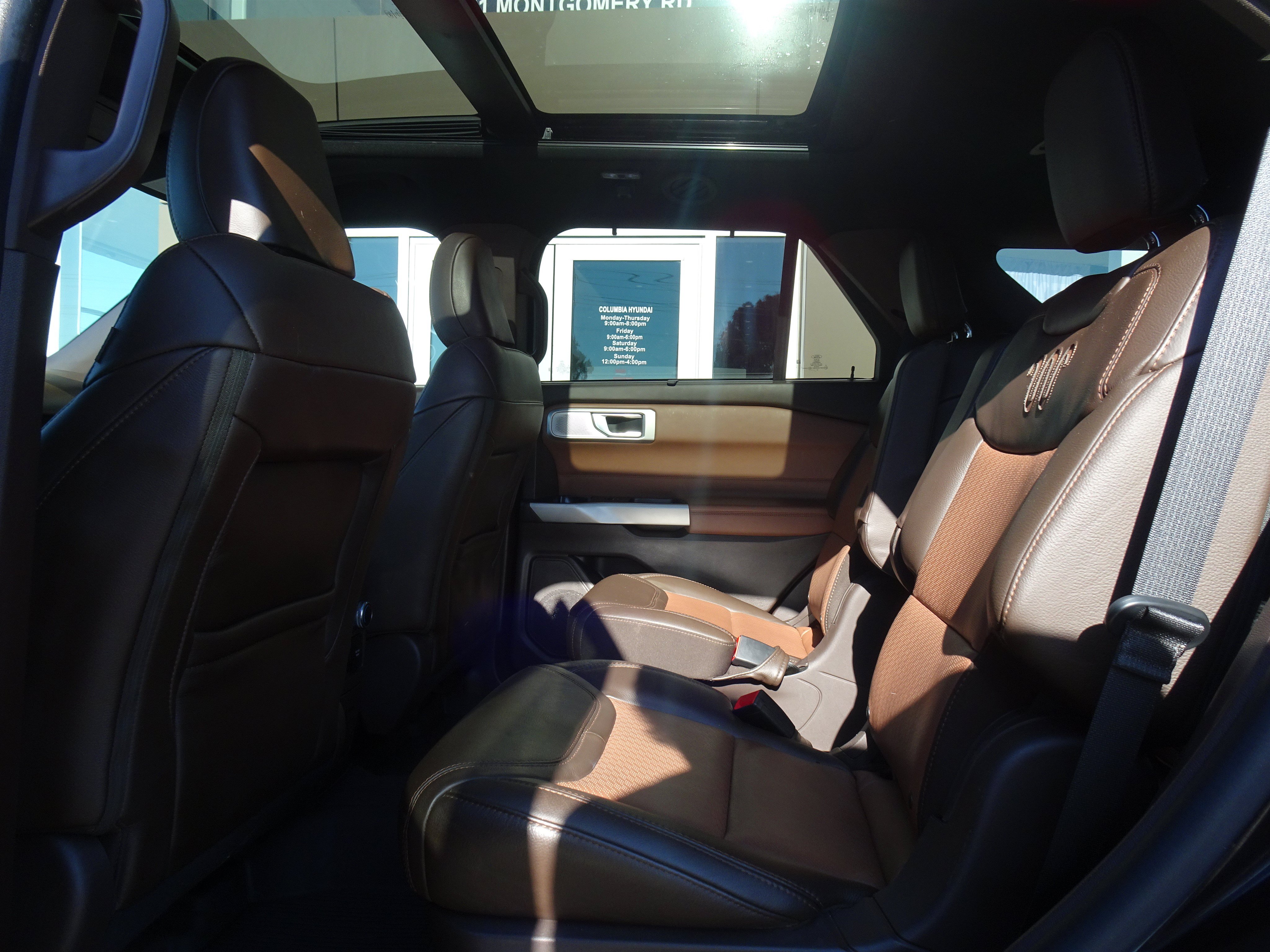 Used 2022 Ford Explorer King Ranch w/ Technology Package AWD/4WD image 15