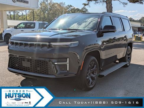 New 2026 Jeep Grand Wagoneer Limited AWD/4WD image 2