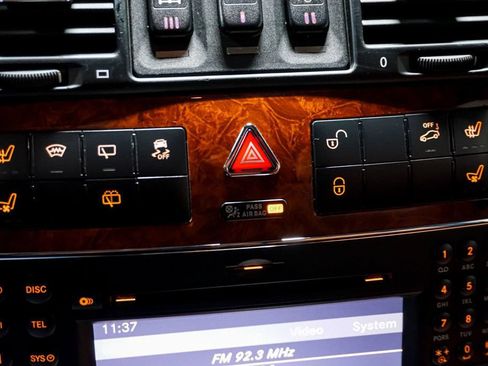Used 2011 Mercedes-Benz G 55 AMG 4MATIC image 55