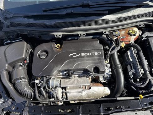 Used 2016 Chevrolet Cruze Premier image 13