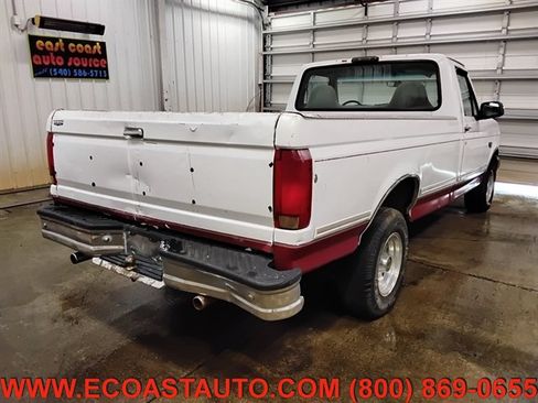 Used 1995 Ford F150 2WD Regular Cab image 3