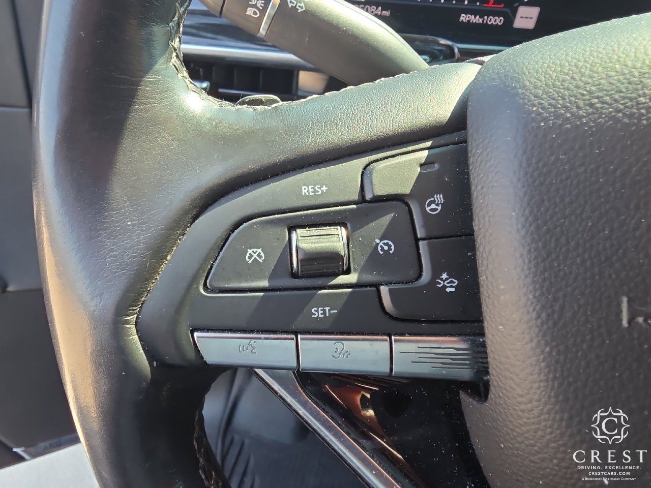 Used 2021 Cadillac Escalade Sport w/ Driver Assist Tech Package AWD/4WD image 17