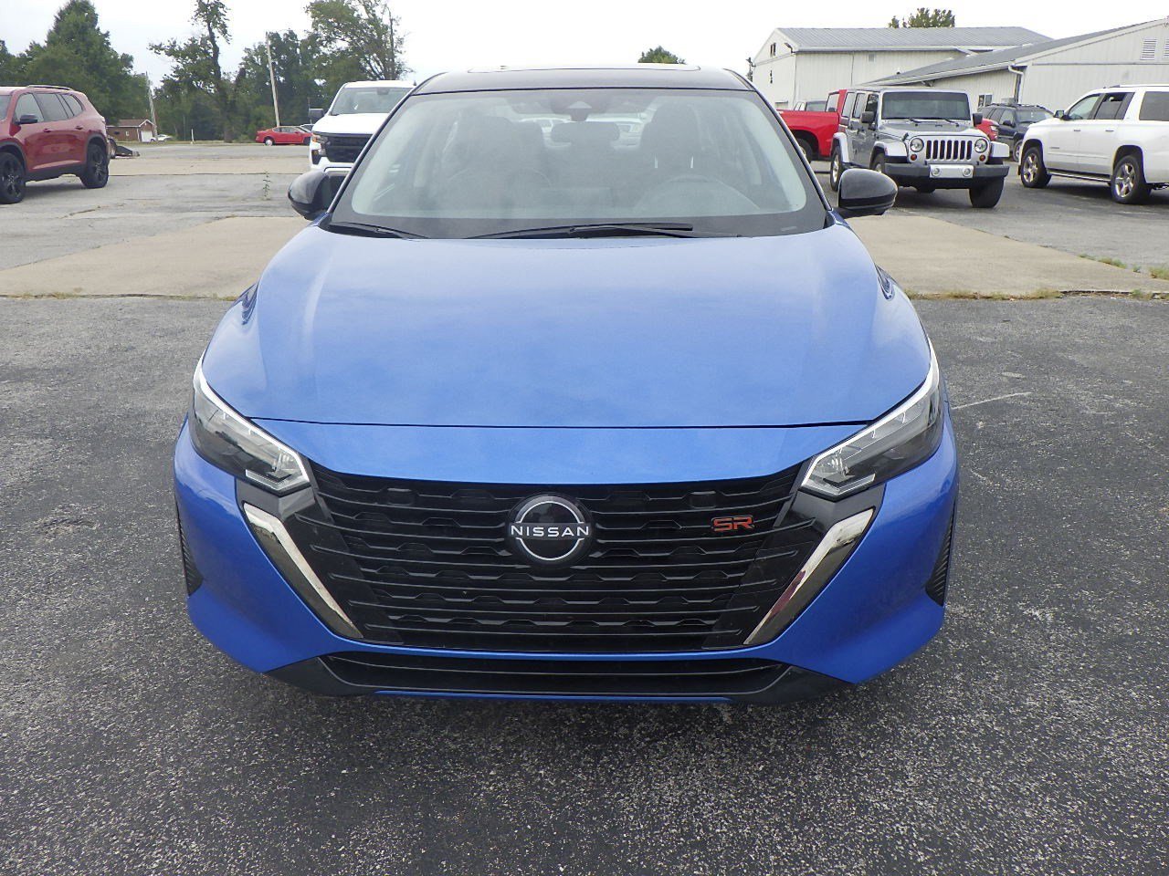 Used 2024 Nissan Sentra SR w/ SR Premium Package FWD image 2