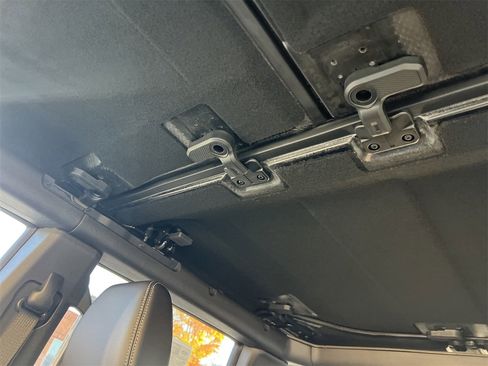 New 2025 Ford Bronco Outer Banks image 14