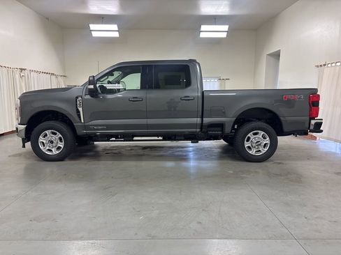 New 2026 Ford F350 XLT w/ XLT Premium Package AWD/4WD image 5