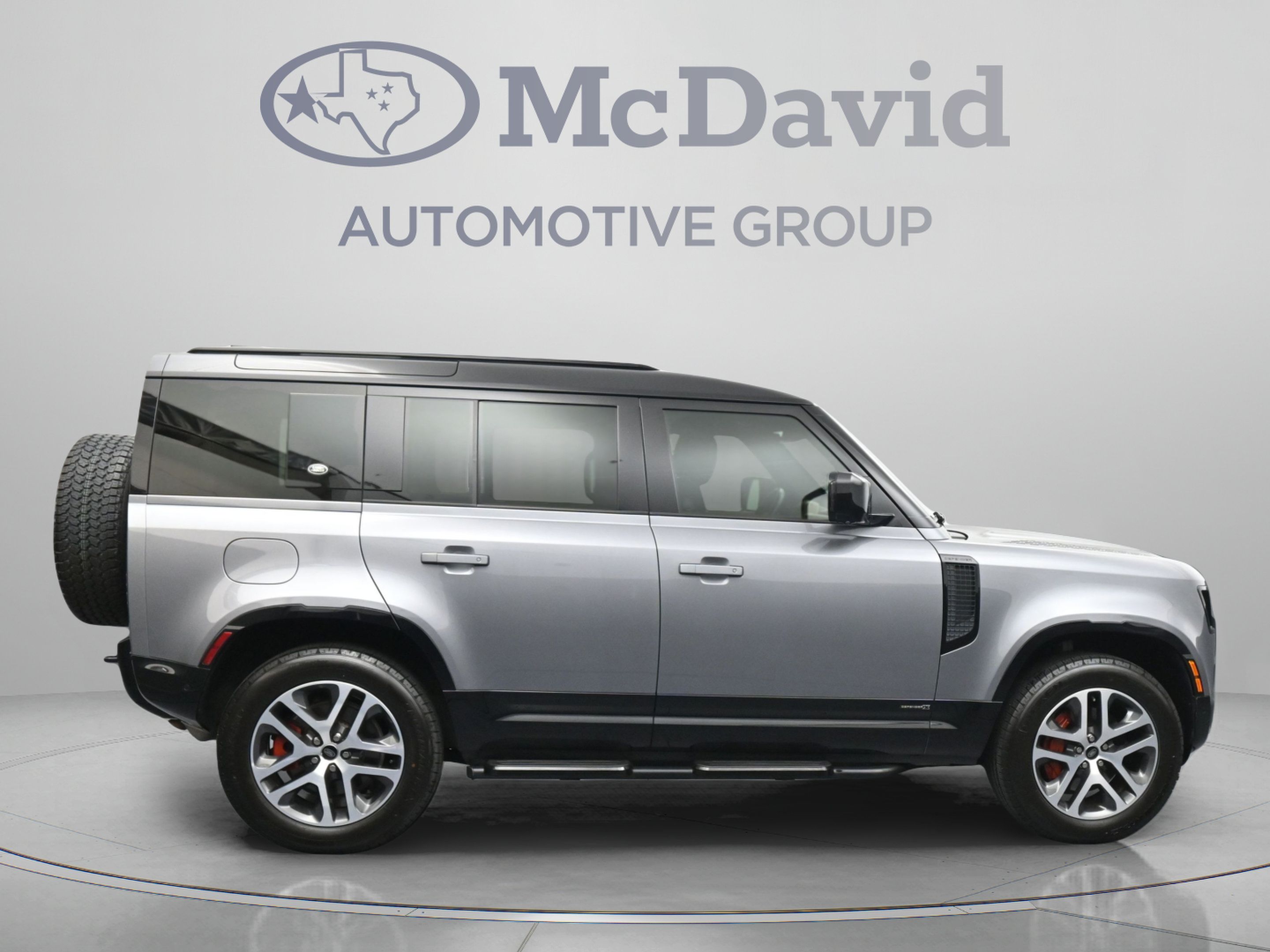Used 2022 Land Rover Defender 110 X AWD/4WD image 9