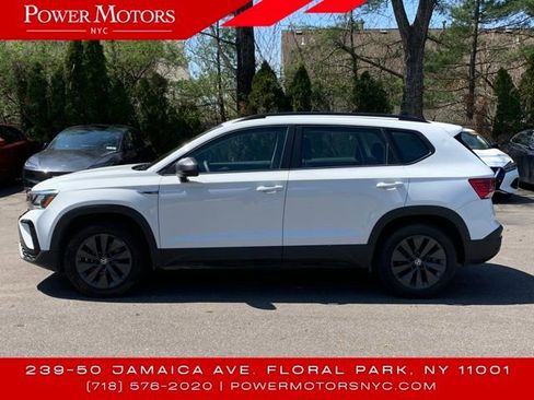 Used 2022 Volkswagen Taos S image 8