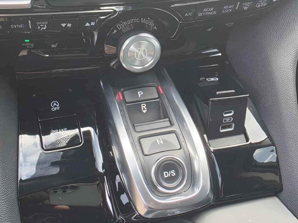 Used 2024 Acura MDX FWD image 18