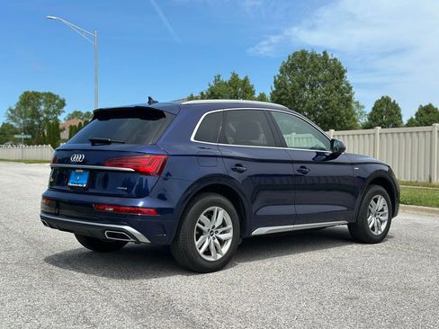 Used 2022 Audi Q5 2.0T Premium w/ Convenience Package AWD/4WD image 7