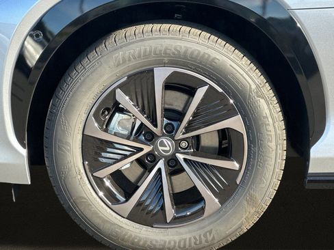 New 2026 Lexus RZ 350e RZ 350e Premium image 12