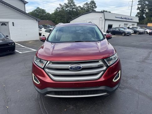 Used 2015 Ford Edge Titanium w/ Technology Package FWD image 2