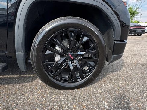 Used 2023 GMC Sierra 1500 Denali w/ Denali Reserve Package AWD/4WD image 9