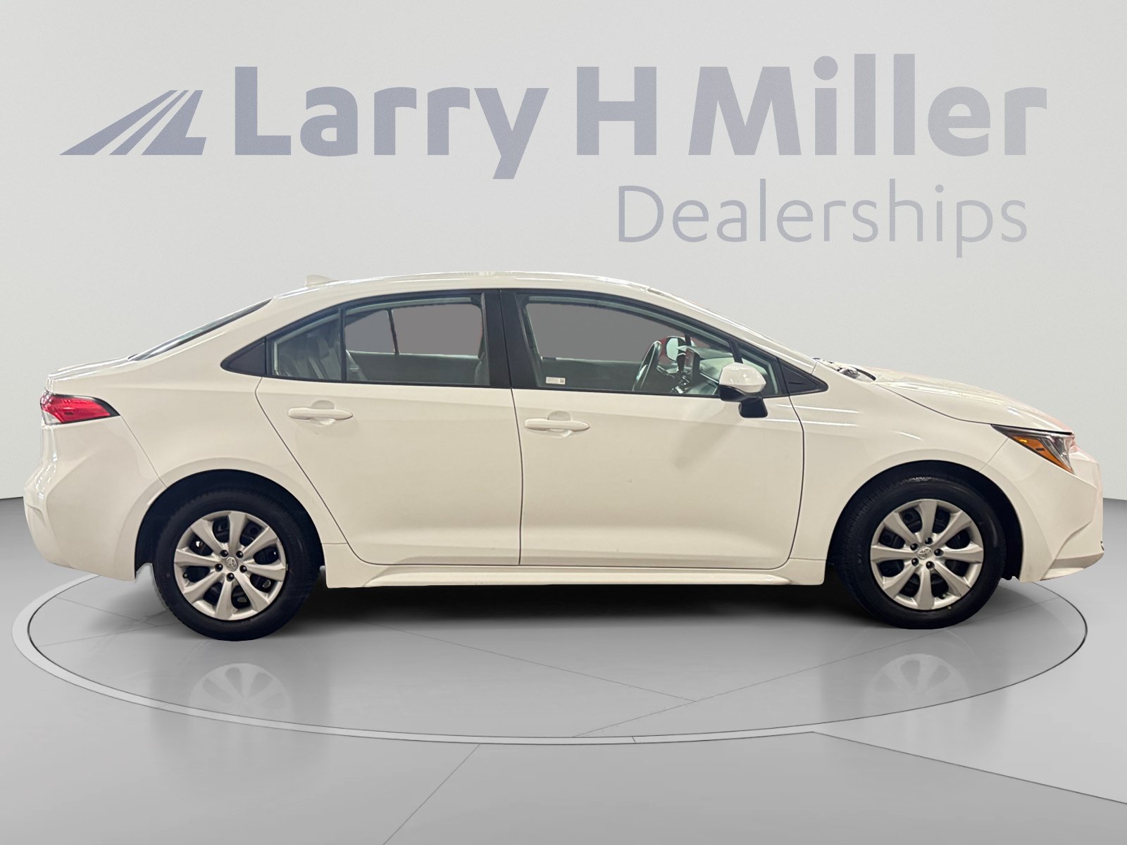 Certified 2024 Toyota Corolla LE FWD image 6